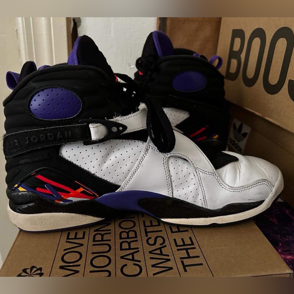 Jordan 8 “three-peat” - Picture 2 of 8
